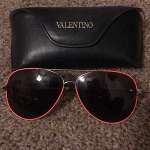 100% authentic Valentino aviators